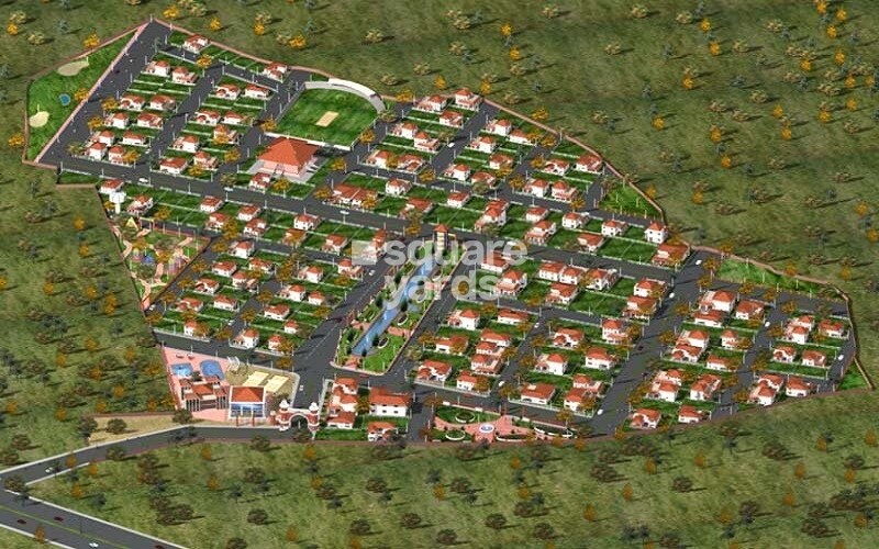 Vakil-Garden-City_a large building with a large clock on top of it