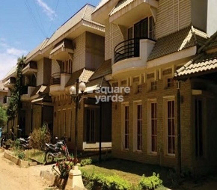 Rishi Deccan Palms Cover Image