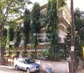 Shanthi Apartments