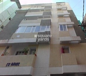 SR Manor