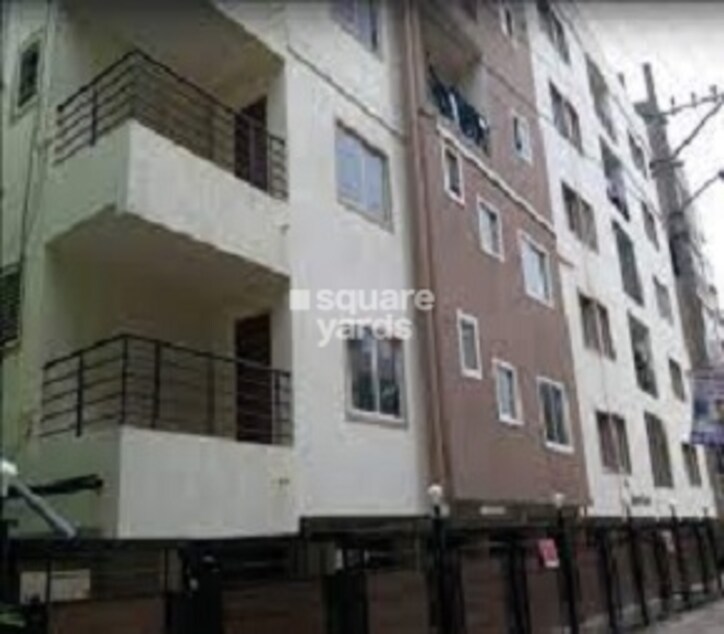 Team Green Woods Apartment Cover Image