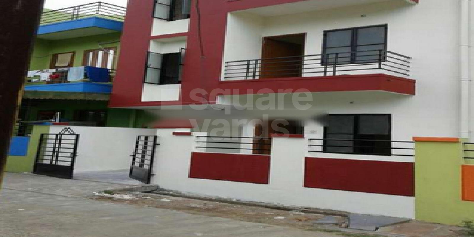 Pallvi Nagar Cover Image