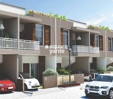 IBD Queens Court Featured Image