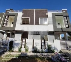 Shri JK Rivera Hills View Bunglow, Chuna Bhatti, Bhopal