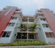 Royal Habitat Featured Image