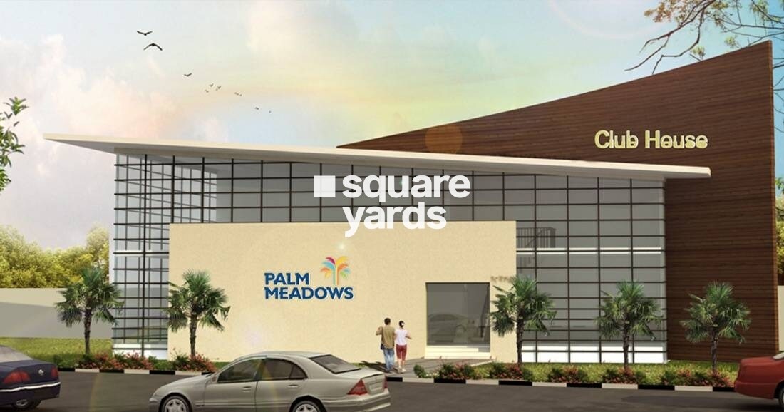 Ubber Palm Meadows Clubhouse External Image