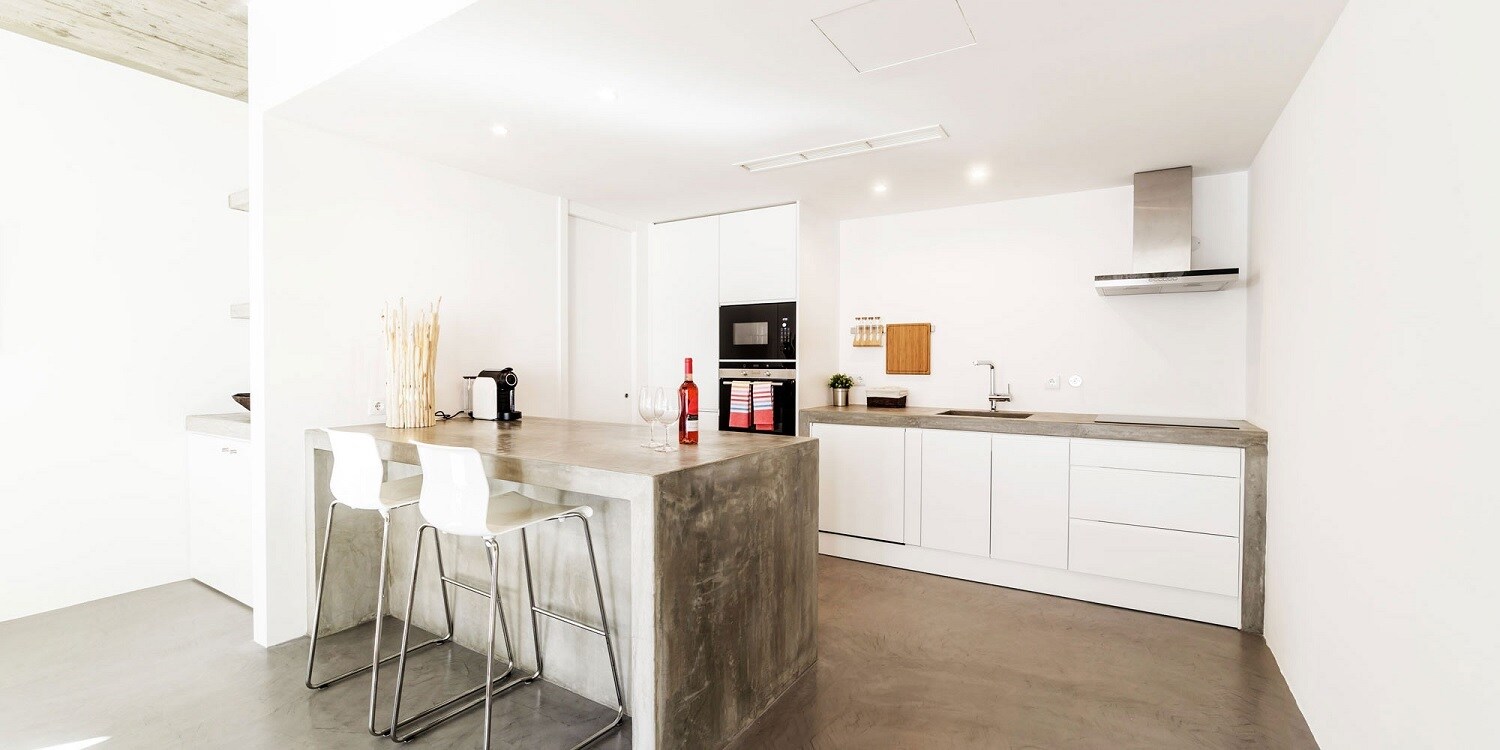 Akilandeswari Apartments