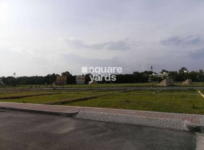 Hiranandani Parks Villa Plot