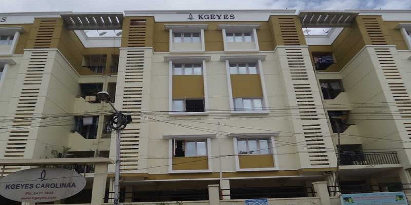 Kgeyes Carolinaa