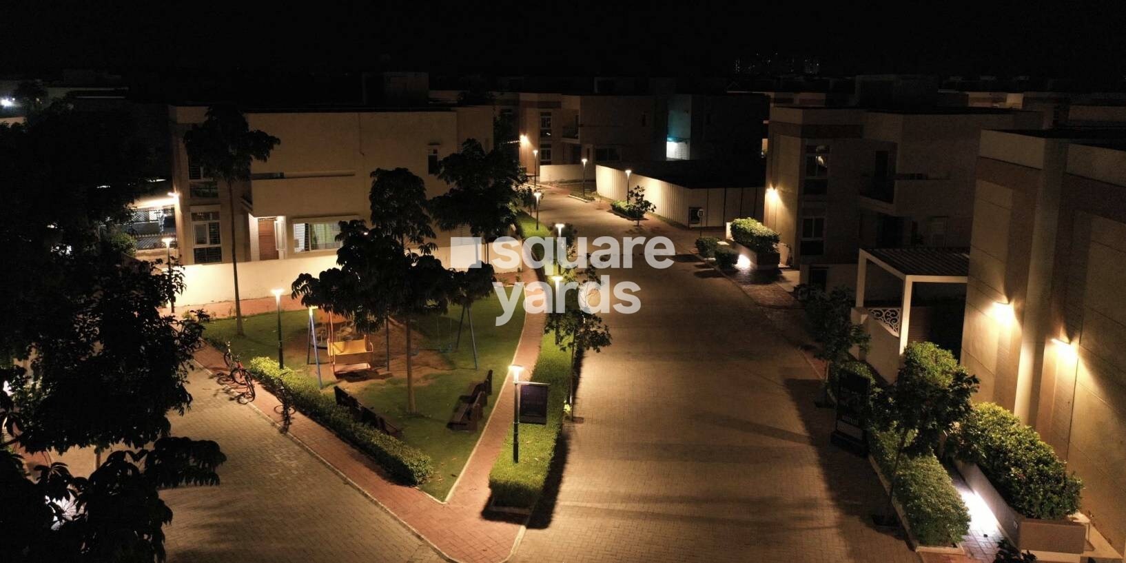 Pacifica Aurum Villas