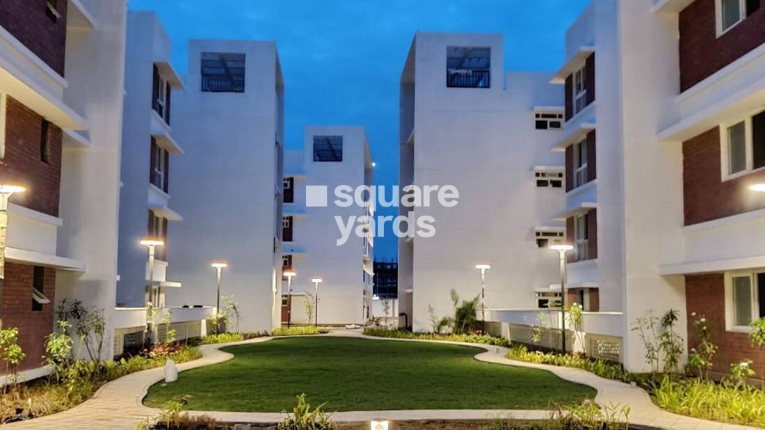 Prestige Courtyards