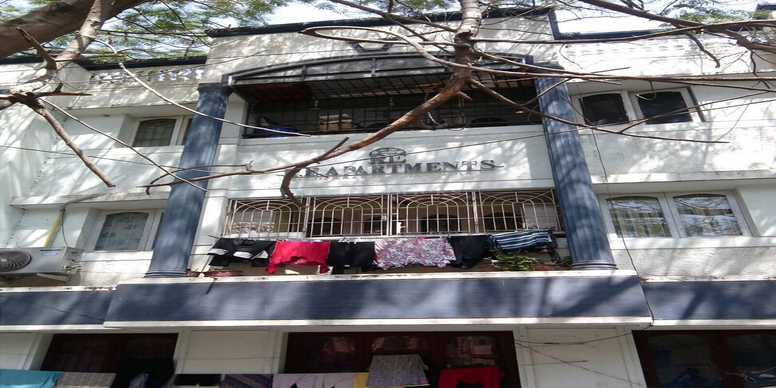 RE Apartments