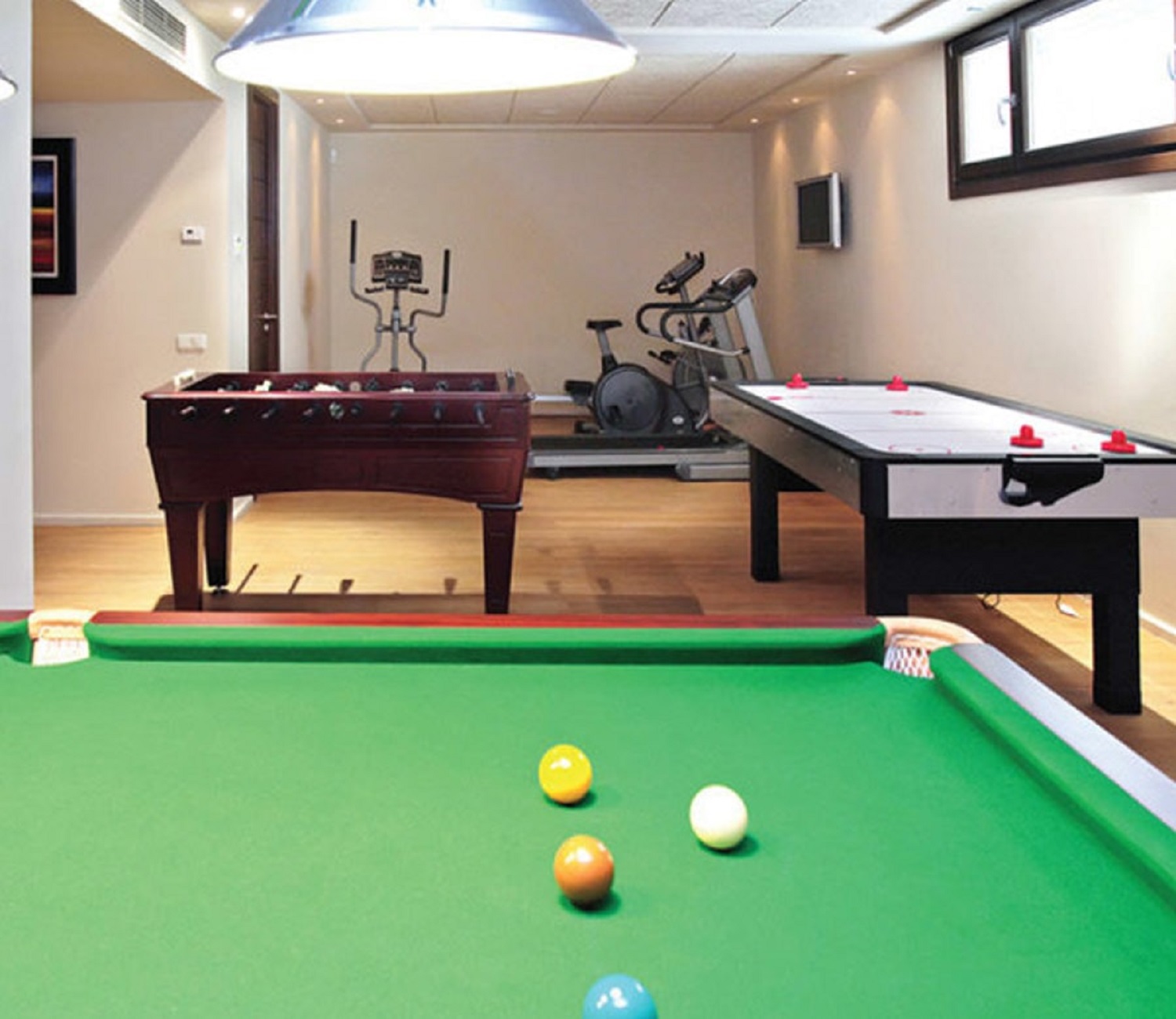 Ruby Nakshatra Amenities Features