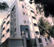 Navin's Silver Oak Featured Image