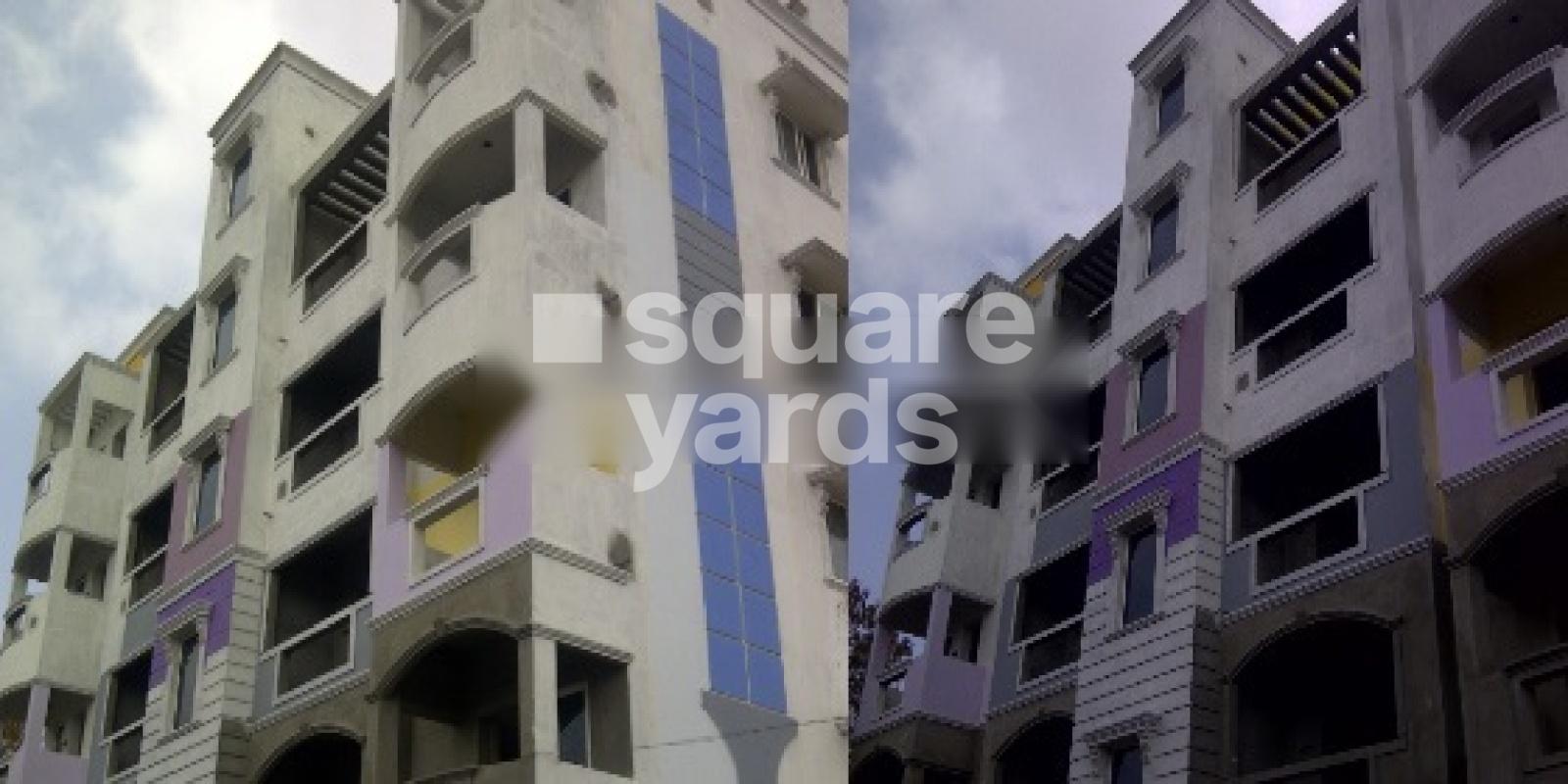 Gurucharan Kalpataru Apartment