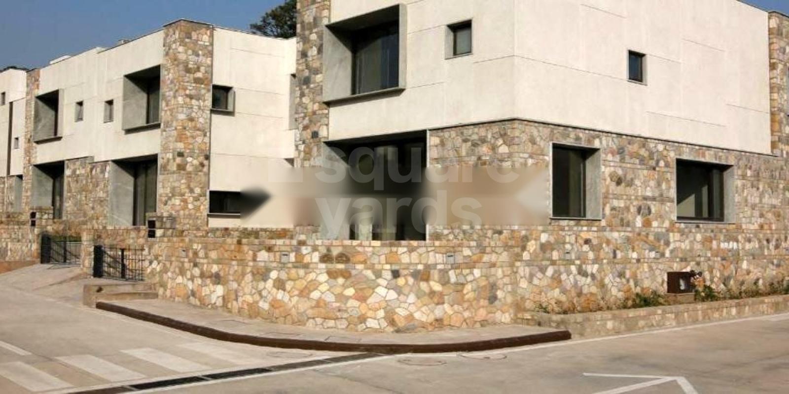 Max 222 Rajpur Featured Image