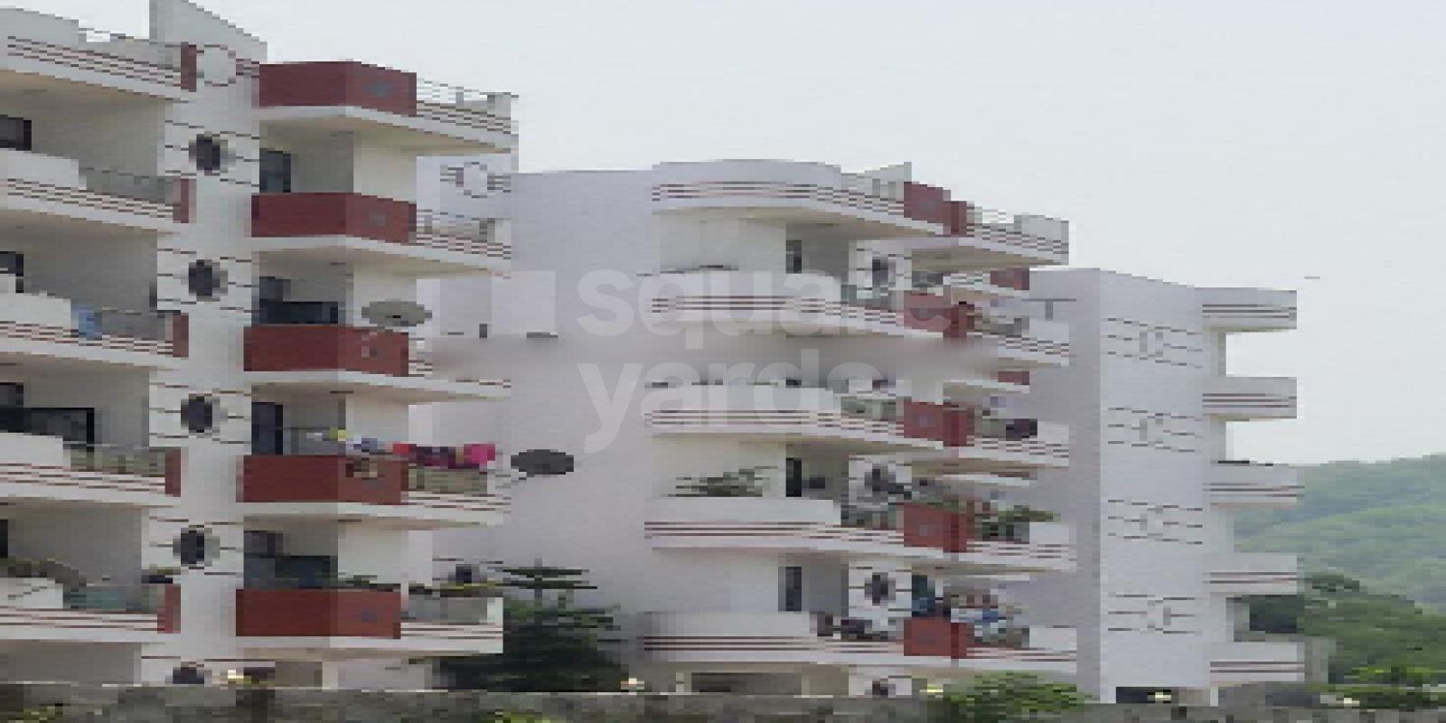 Prakash Whistling Woods Apartment