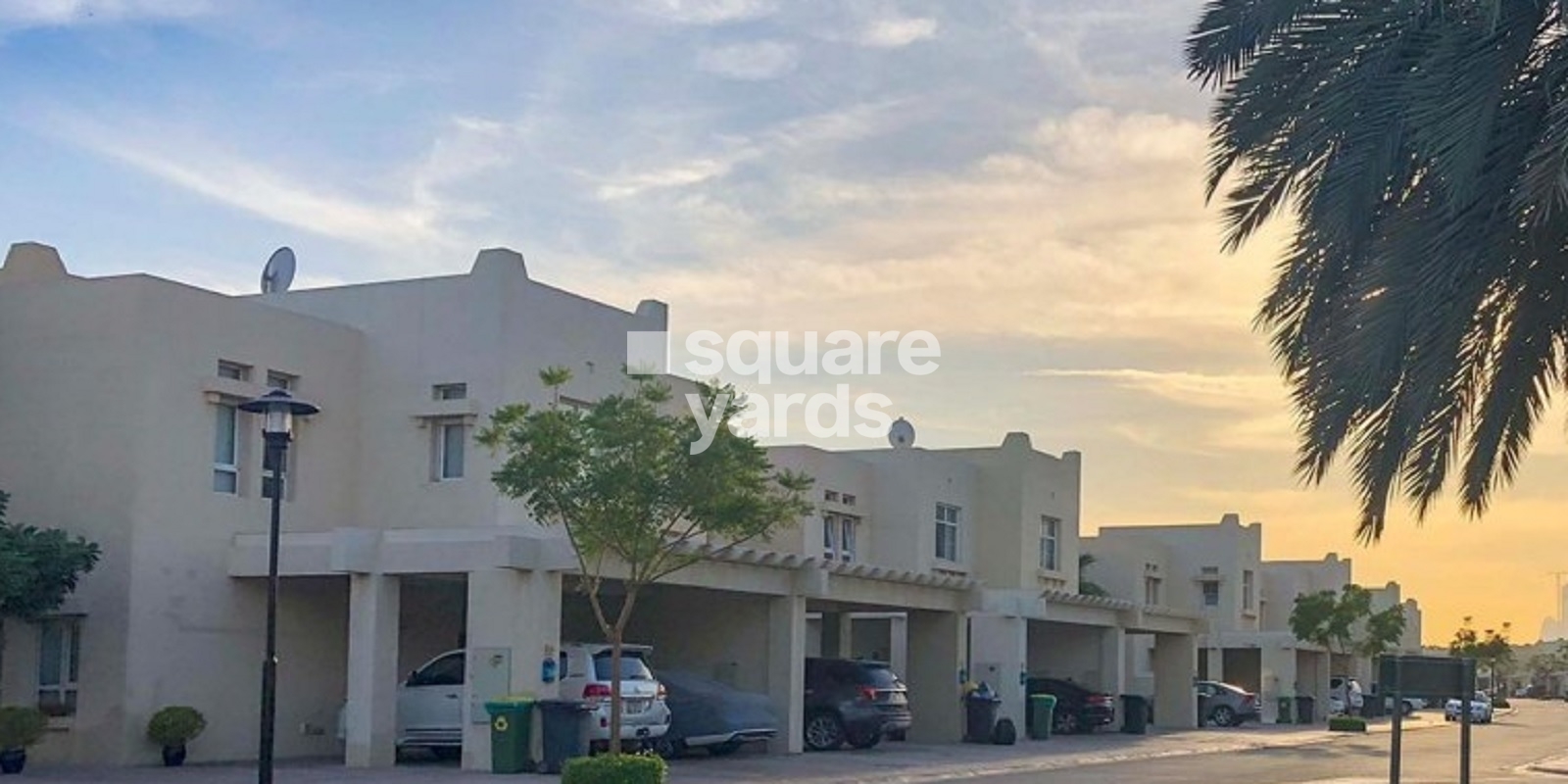 Emaar The Lakes, Jumeirah, Dubai Building Guide