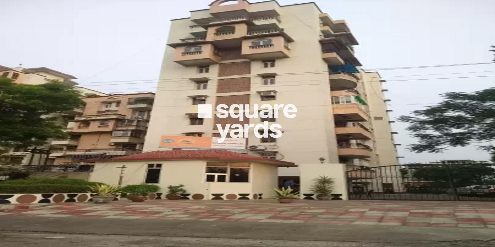 Gayatri CGHS
