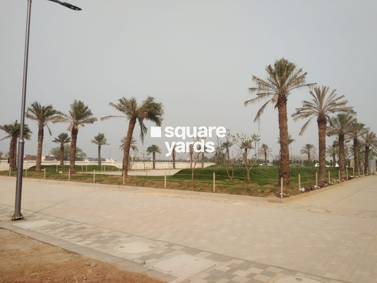 Puri Kohinoor Tower View 1