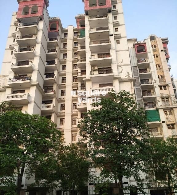 Saffron Kanishka Tower