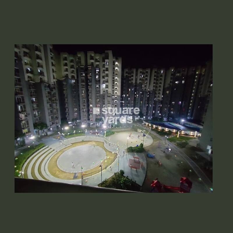 Aditya World City