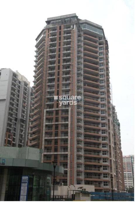 Mahagun Majestic Construction Status Image