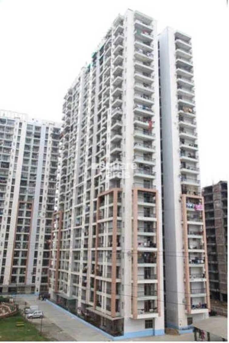 Mahagun Mascot Tower View 1