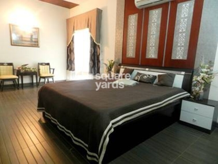 Proview Officer City Amenities-Features