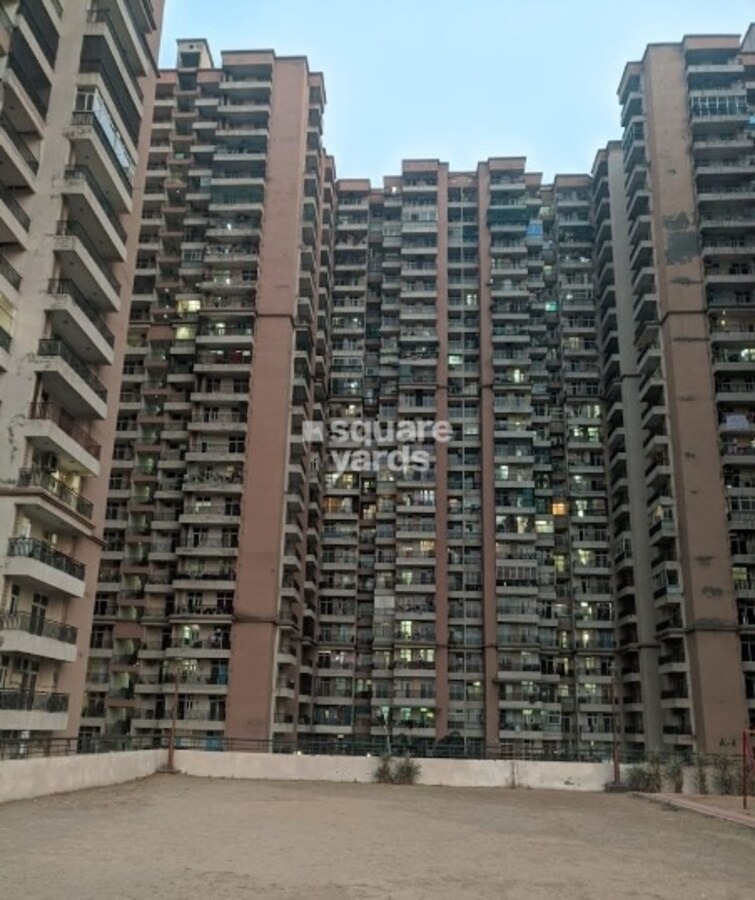 Saviour Greenisle Tower View