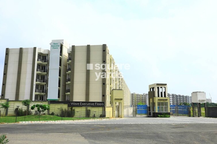 Wave Executive Floors Tower View 2