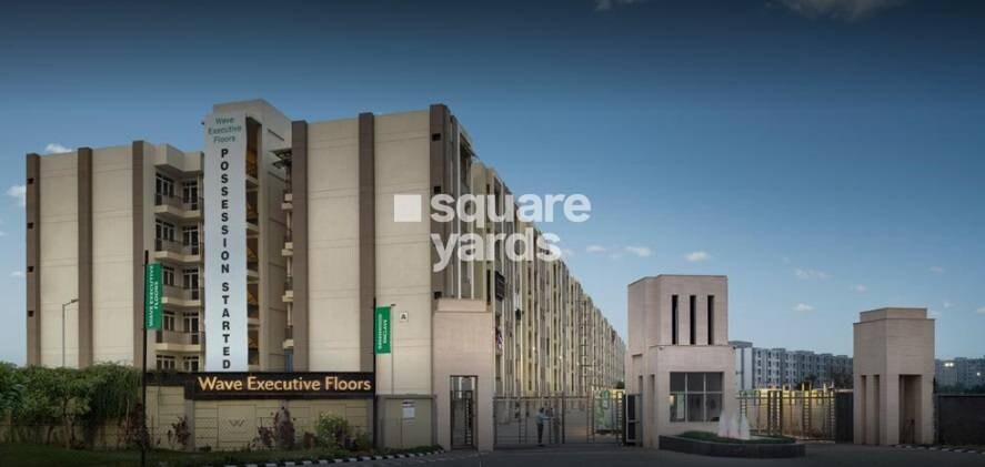 Wave Floors Entrance View