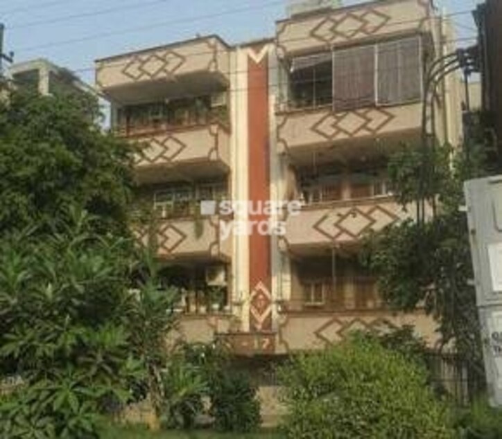 Mahagun Estates 4 Cover Image