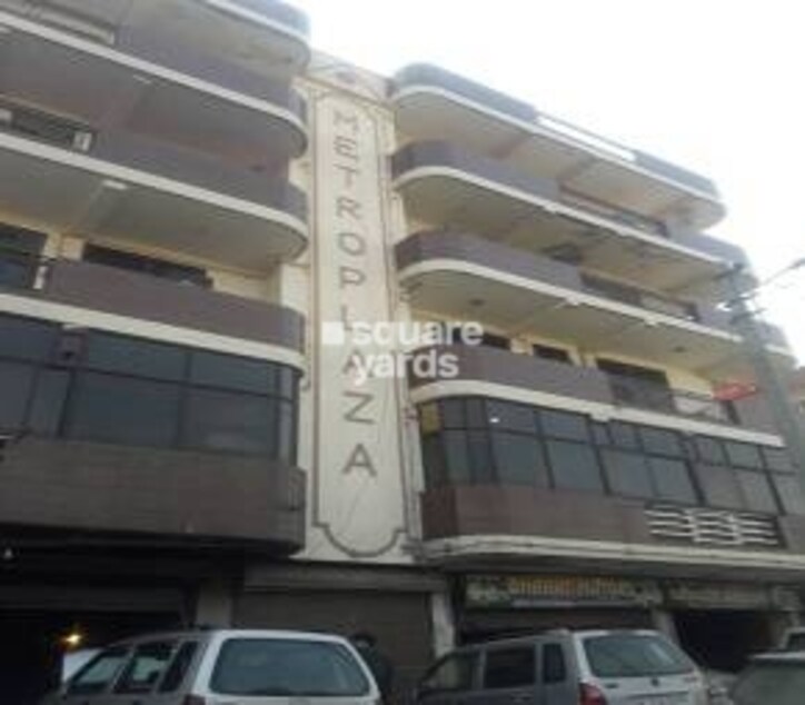 Metro Plaza Cover Image