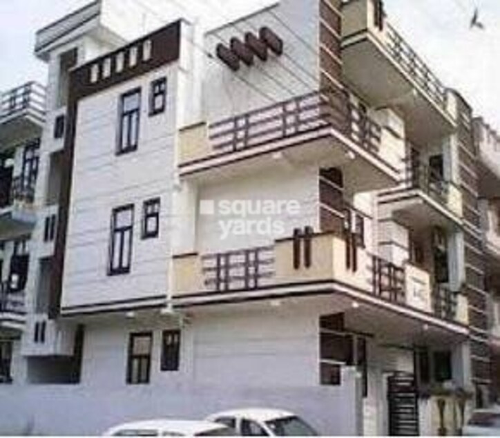 Paramount Apartments Cover Image
