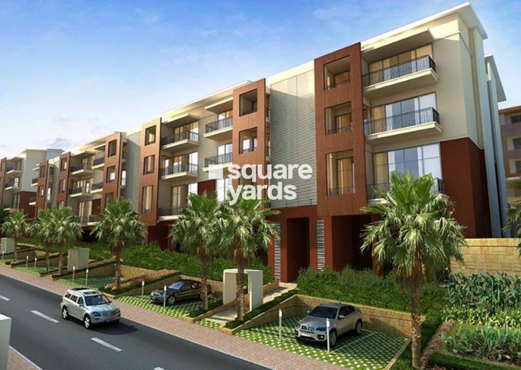 Peninsula Ashok Beleza Apartments Tower View