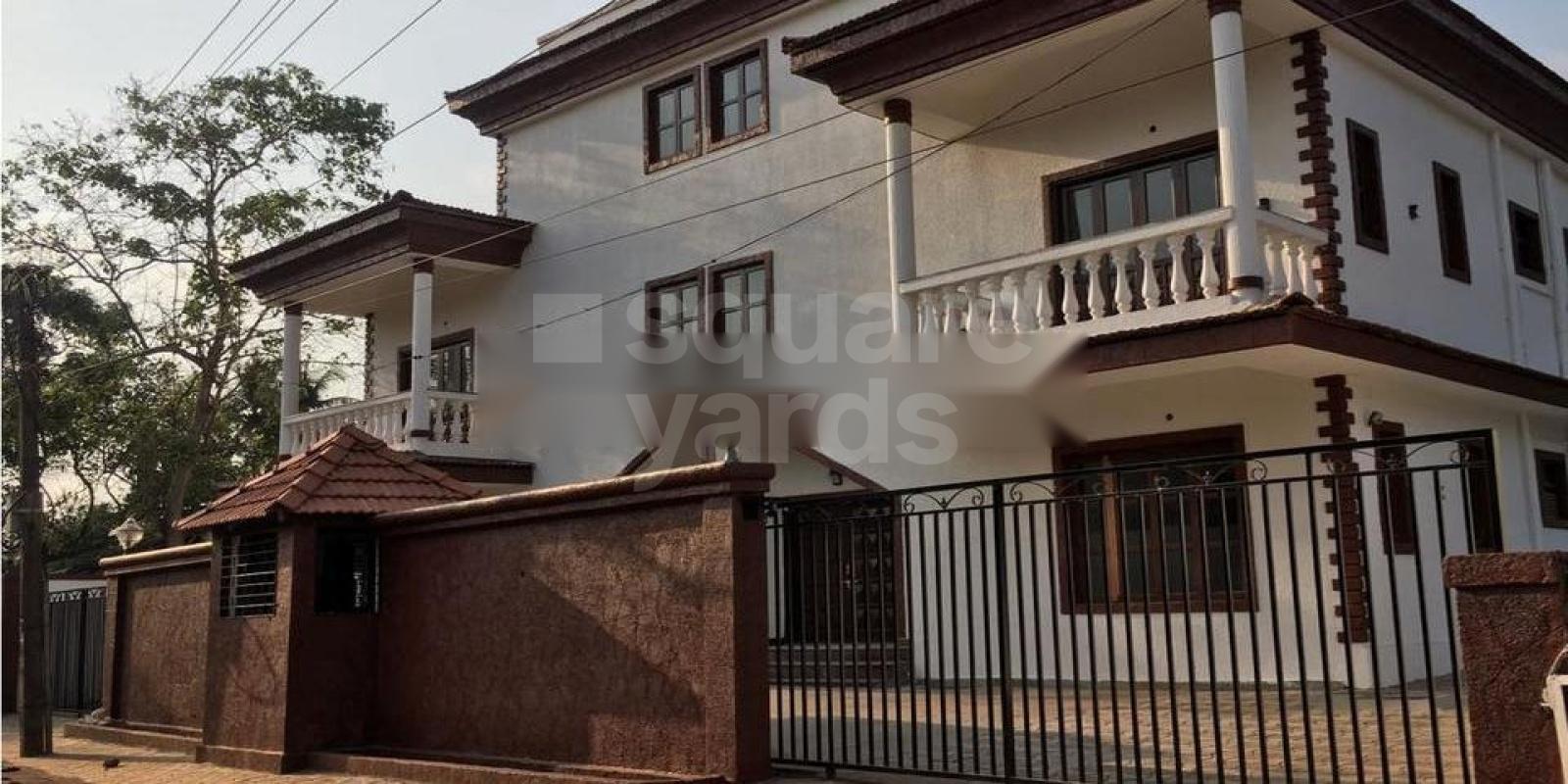 R Square Villa De Sol