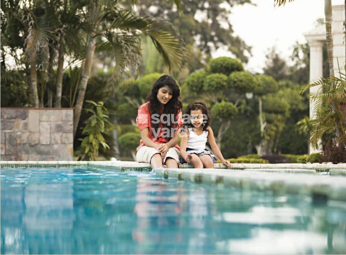 Aadhar The Business Capital Dew Drop Villa Amenities-Features