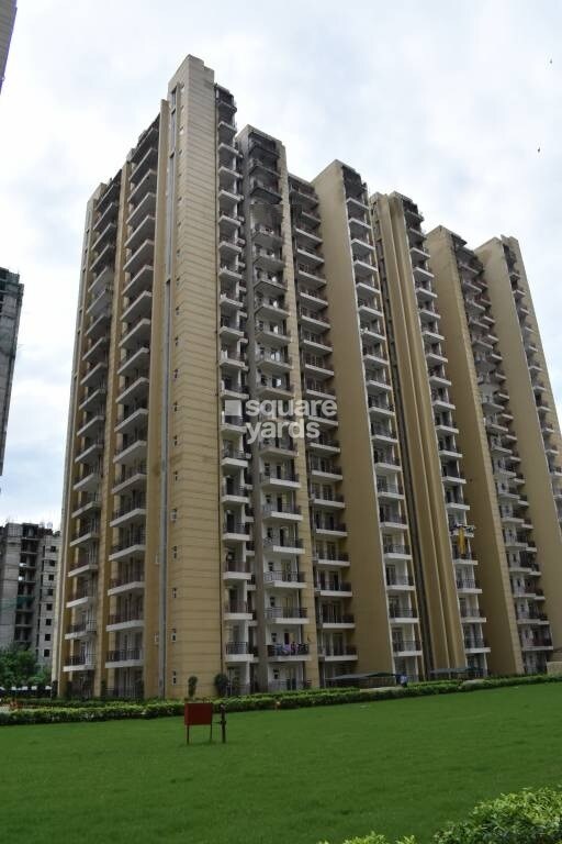 Aims Greens Avenue Tower View 2