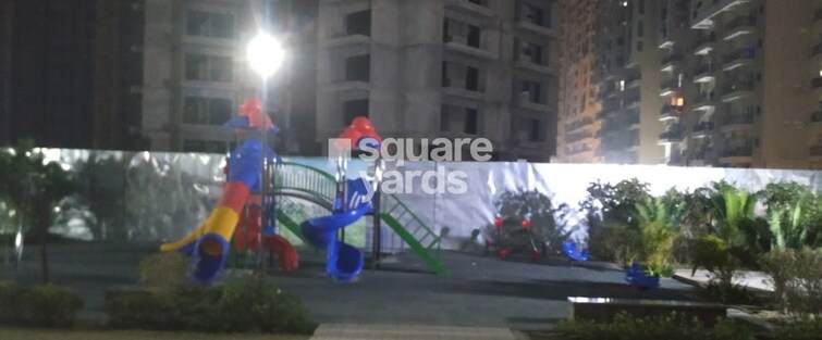 Ajnara Le Garden Amenities-Features 2