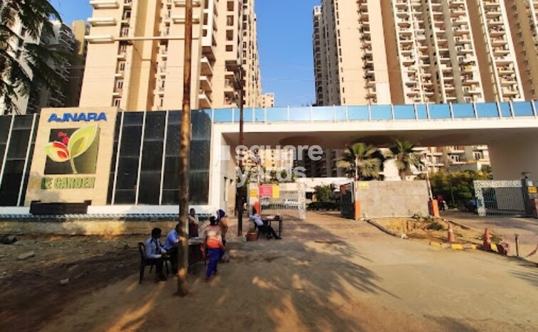 Ajnara Le Garden Entrance View