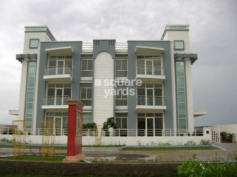 Ansal API Sushant Megapolis Villas Tower View