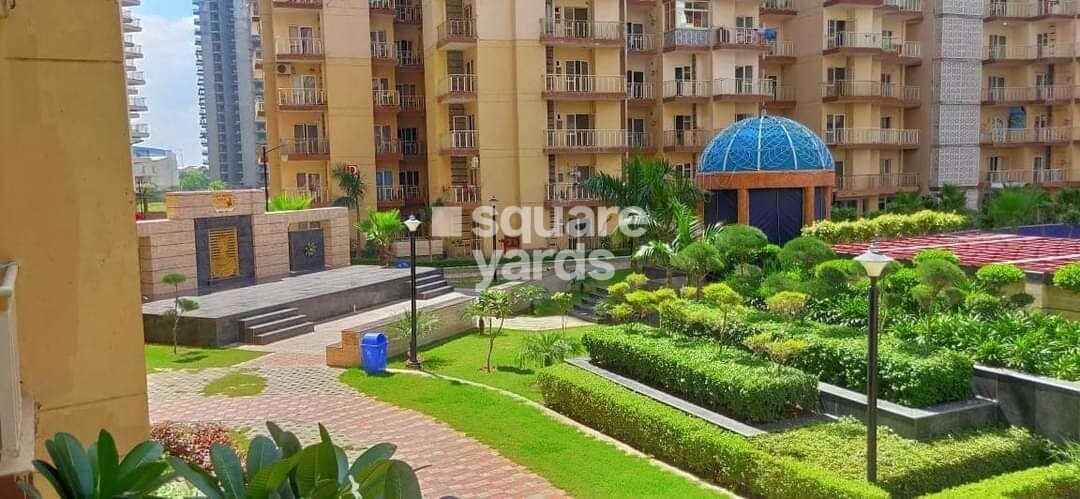 Anthem French Apartments