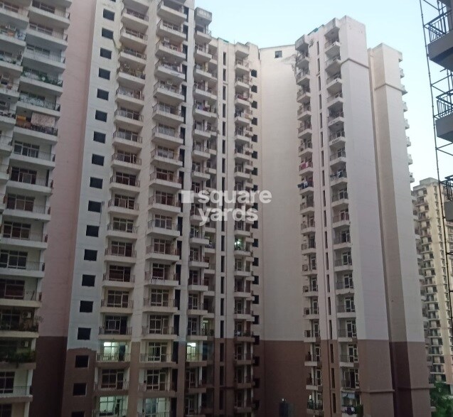 Elegant Ville Tower View 2