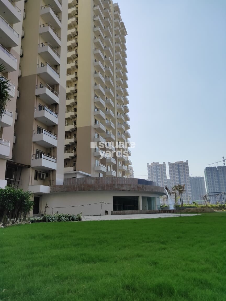 Emenox La Solara Tower View 3