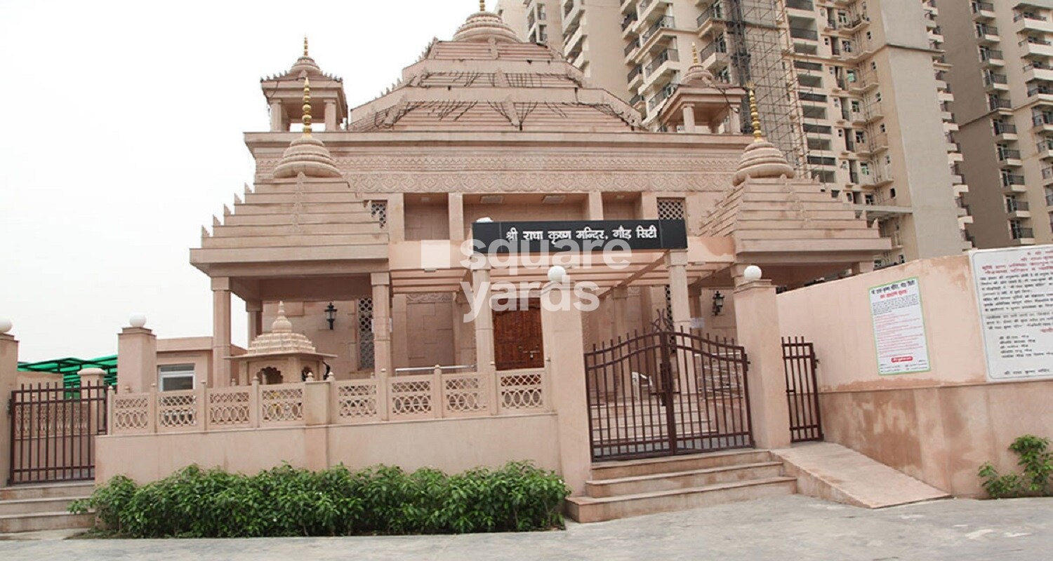 Gaur 14th Avenue High Street