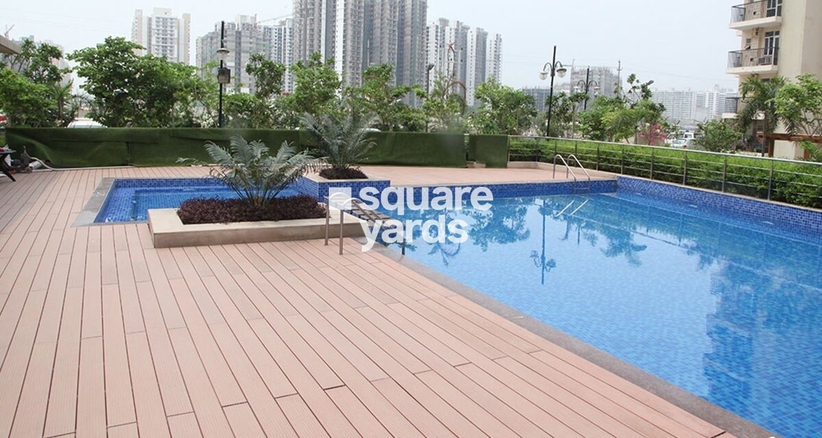 Gaur City 6th Avenue