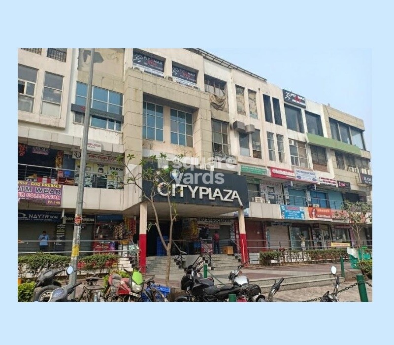 Gaur City Plaza Tower View 3