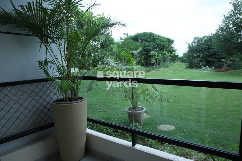 Gaur Runway Suites Amenities-Features 7