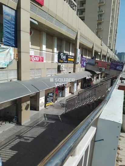 Gaur Saundaryam High Street